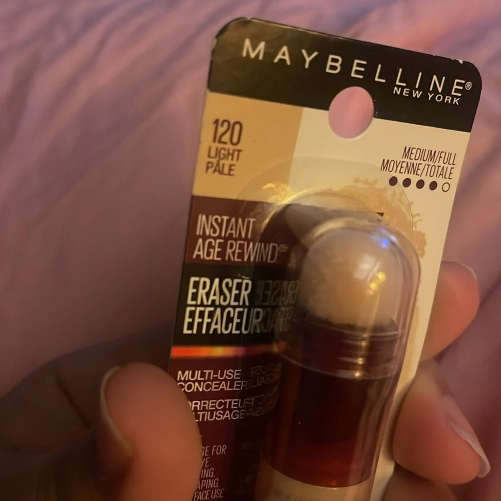 Maybelline Instant Age Rewind Eraser Concealer - Light Pale